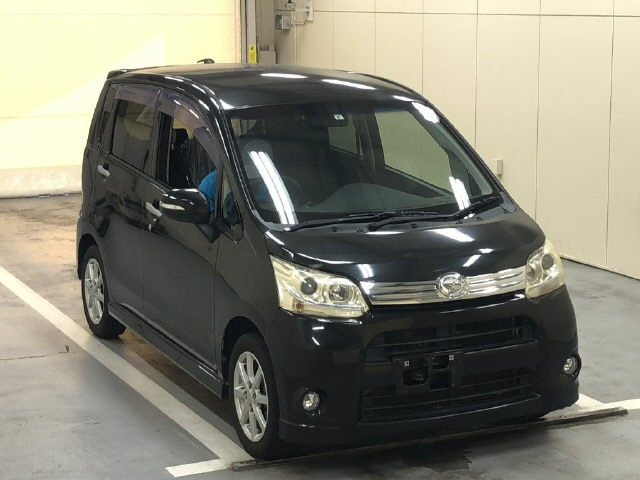 DAIHATSU MOVE — фото