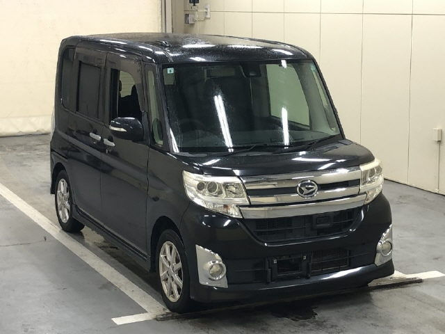 DAIHATSU TANTO — фото