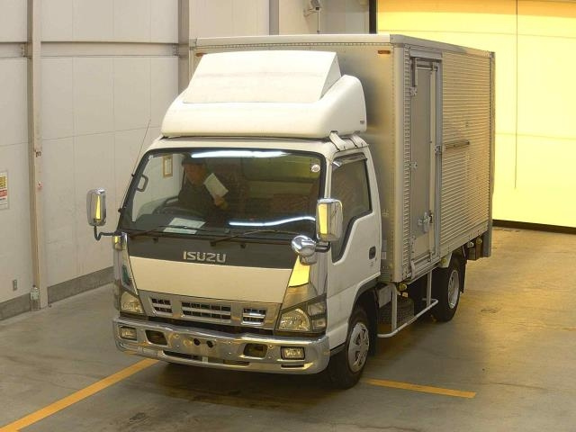 ISUZU ELF — фото