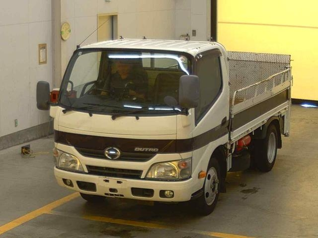 HINO DUTRO — фото