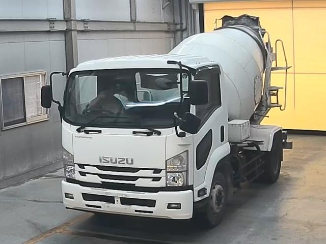 ISUZU FORWARD — фото