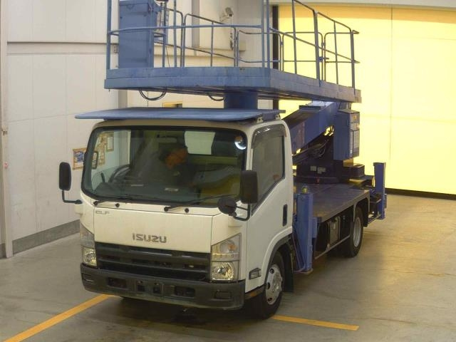 ISUZU ELF — фото