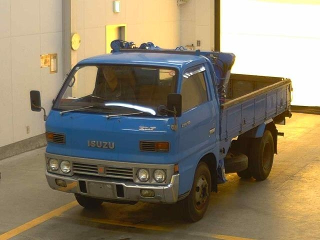 ISUZU ELF — фото