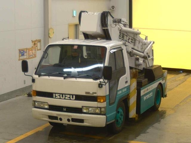 ISUZU ELF — фото