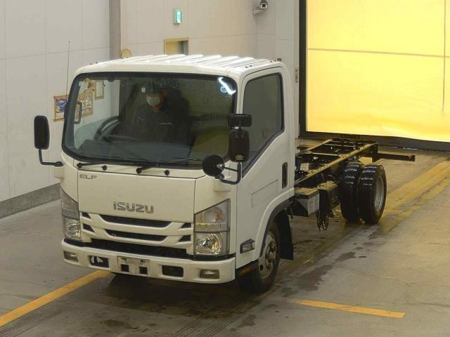 ISUZU ELF — фото
