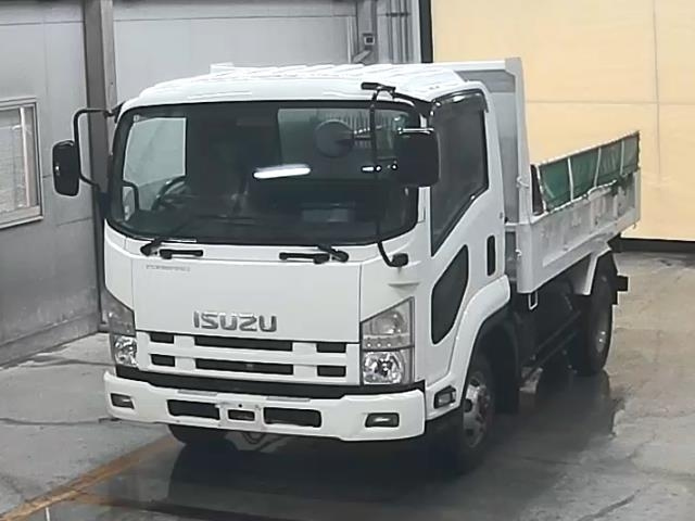 ISUZU FORWARD — фото