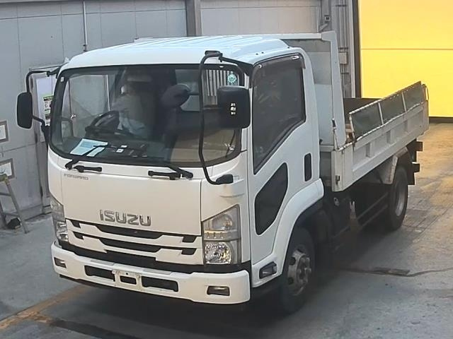 ISUZU FORWARD — фото
