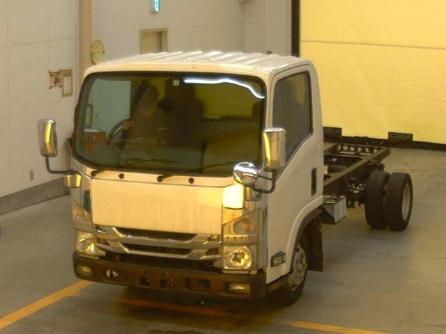 ISUZU ELF — фото