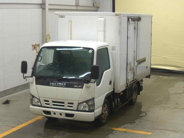 ISUZU ELF — фото