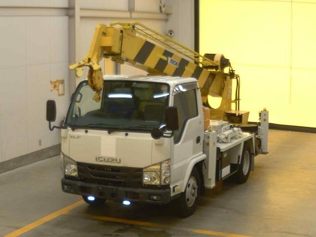 ISUZU ELF — фото