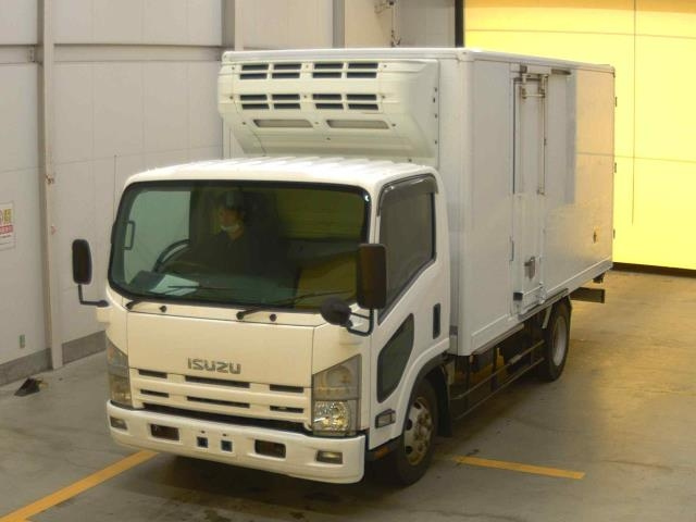 ISUZU ELF — фото