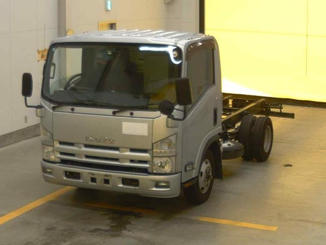 ISUZU ELF — фото