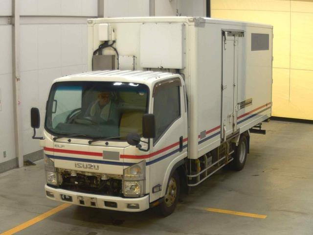 ISUZU ELF — фото