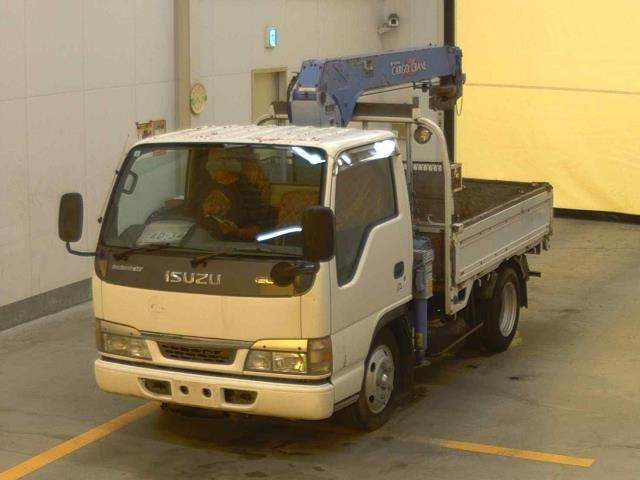 ISUZU ELF — фото