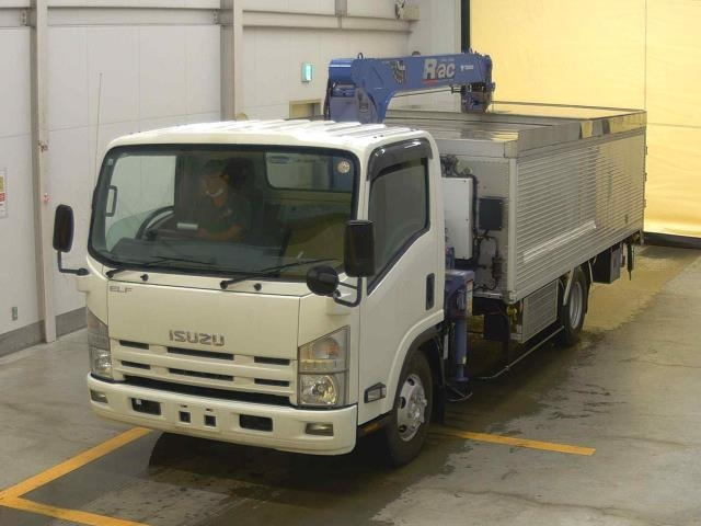 ISUZU ELF — фото