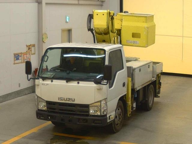 ISUZU ELF — фото