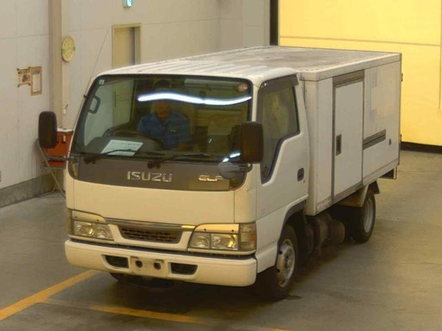 ISUZU ELF — фото
