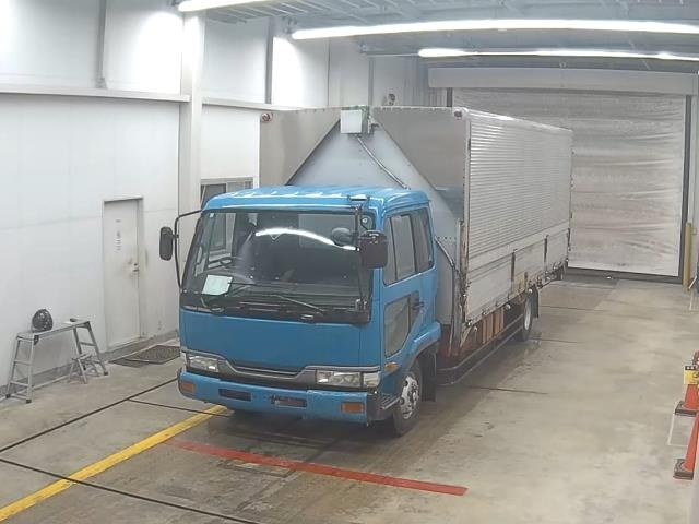 NISSAN CONDOR — фото