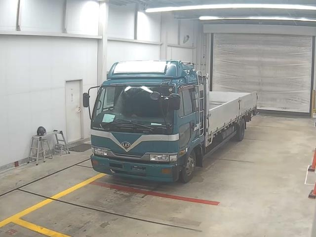 NISSAN CONDOR — фото