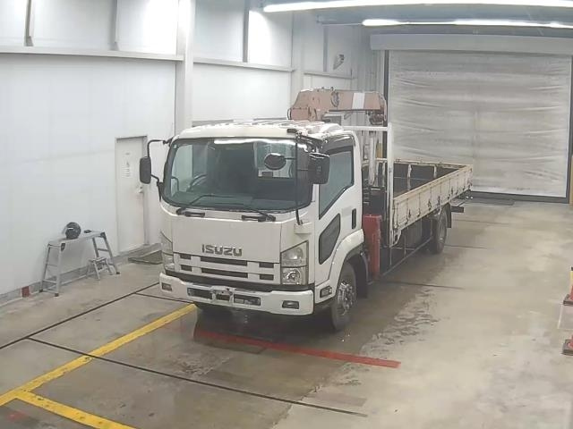 ISUZU FORWARD — фото