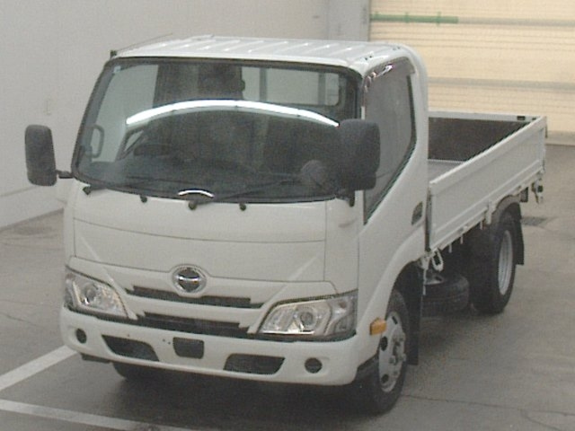 HINO DUTRO — фото