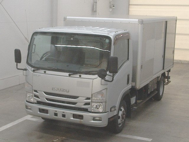 ISUZU ELF — фото