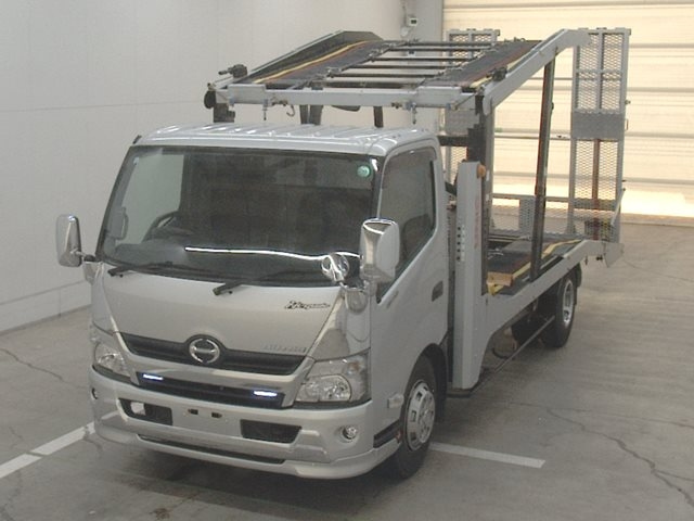 HINO DUTRO — фото