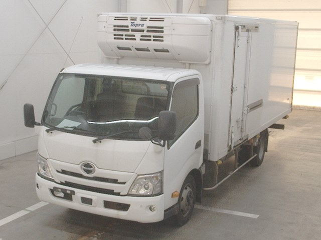 HINO DUTRO — фото