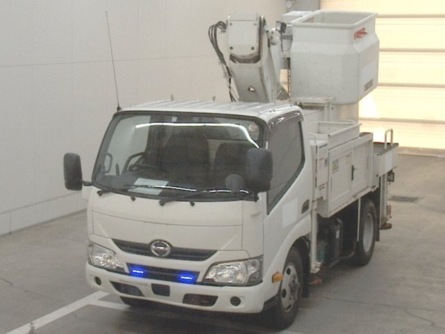 HINO DUTRO — фото
