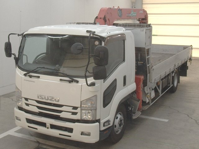 ISUZU FORWARD — фото