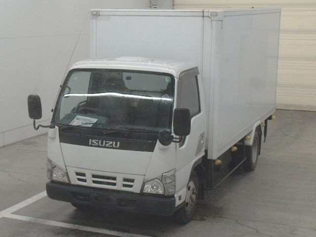 ISUZU ELF — фото