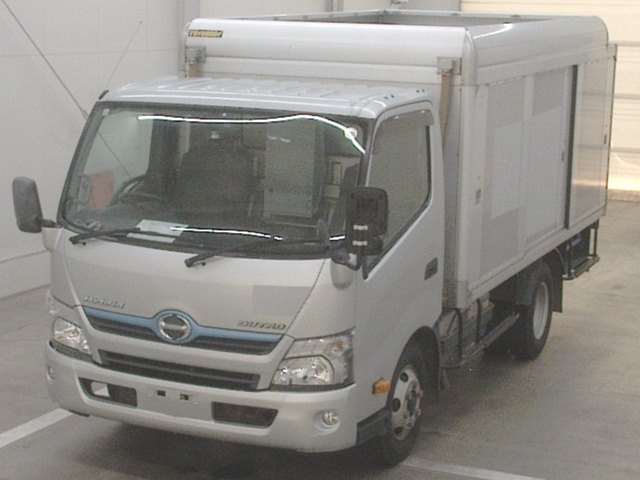 HINO DUTRO — фото