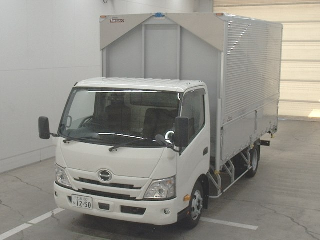 HINO DUTRO — фото