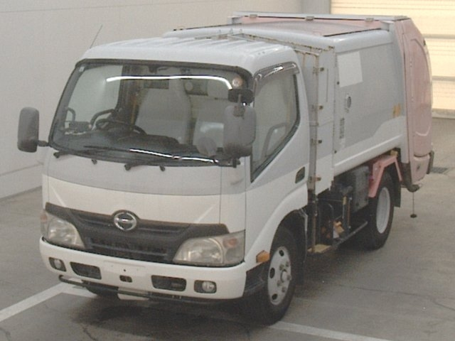 HINO DUTRO — фото