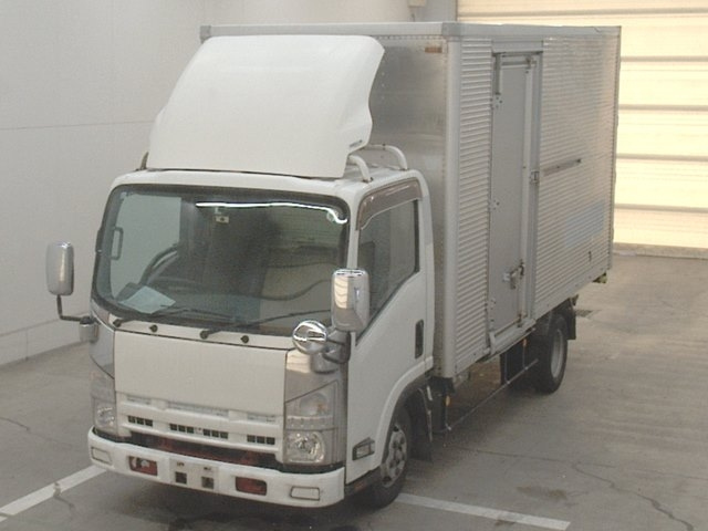 ISUZU ELF — фото