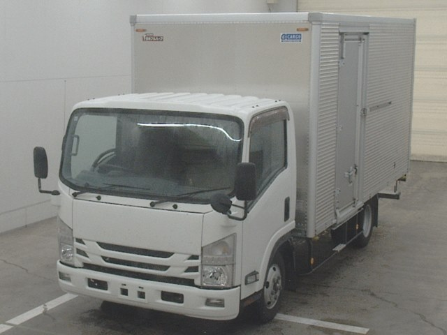 ISUZU ELF — фото
