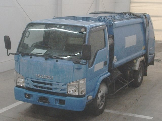 ISUZU FORWARD — фото