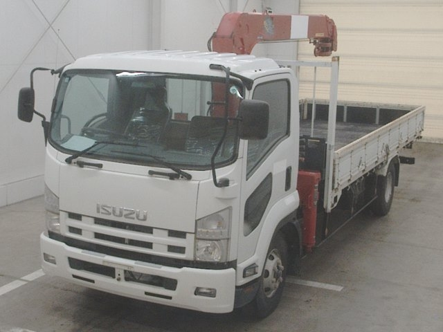 ISUZU FORWARD — фото