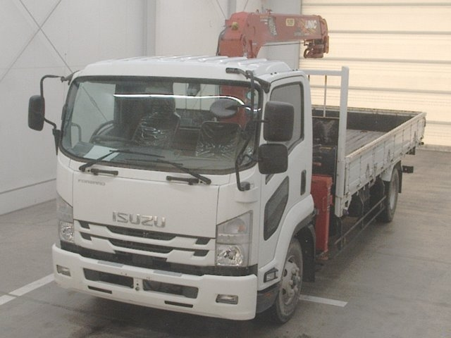 ISUZU FORWARD — фото