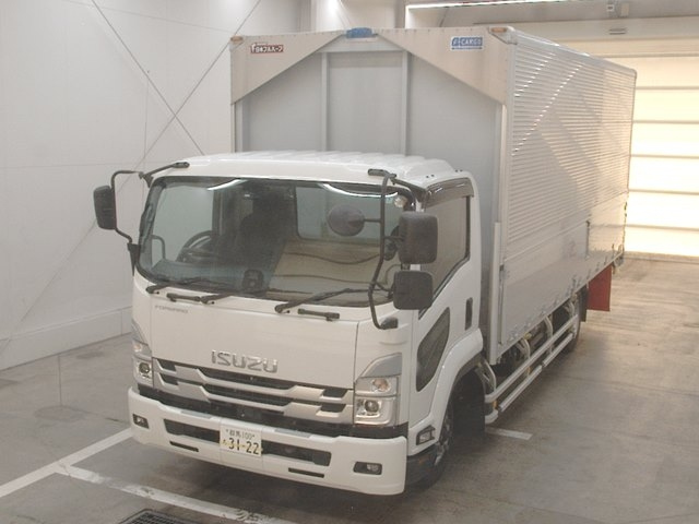 ISUZU FORWARD — фото