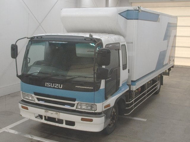 ISUZU FORWARD — фото