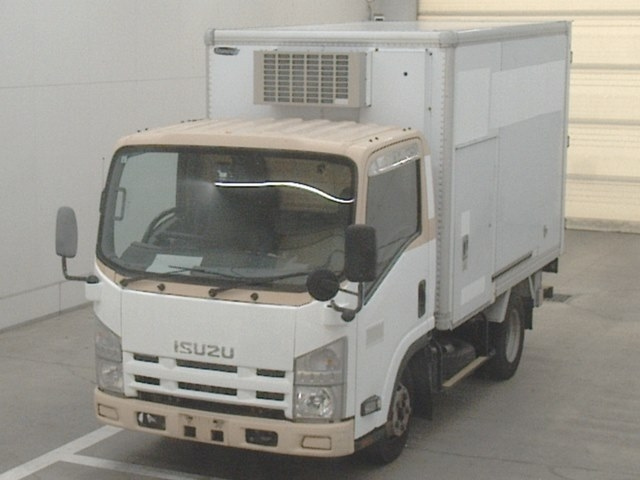 ISUZU ELF — фото