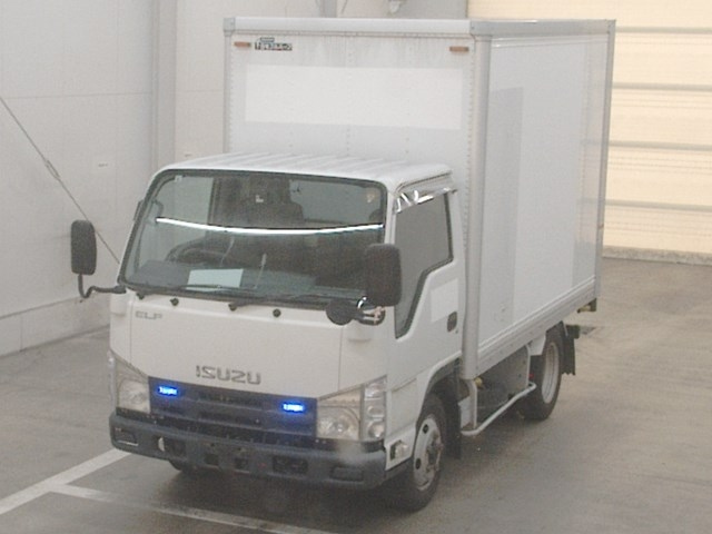 ISUZU ELF — фото