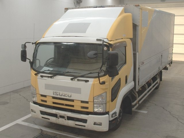 ISUZU FORWARD — фото