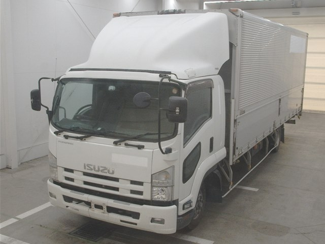 ISUZU FORWARD — фото