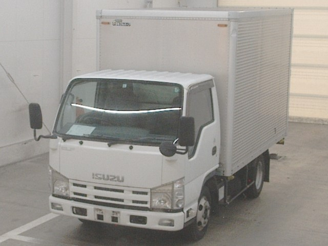 ISUZU ELF — фото