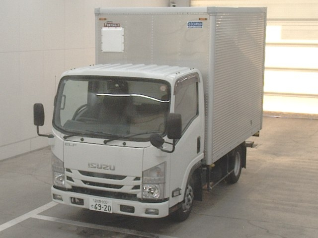 ISUZU ELF — фото