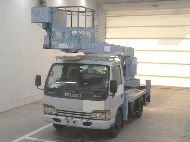 ISUZU ELF — фото