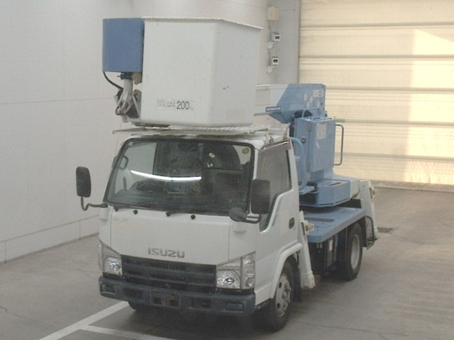 ISUZU ELF