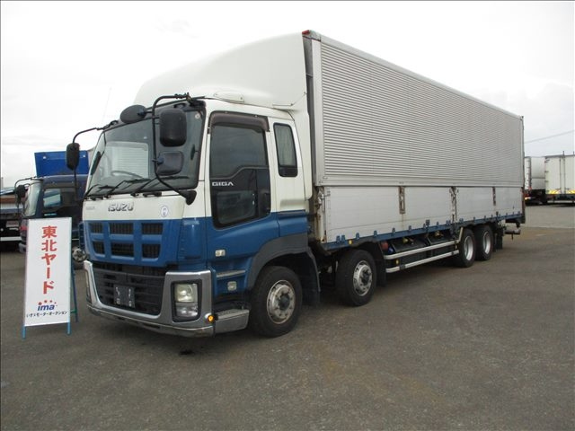 ISUZU TRUCK